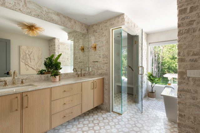 neutral and warm primary bathroom