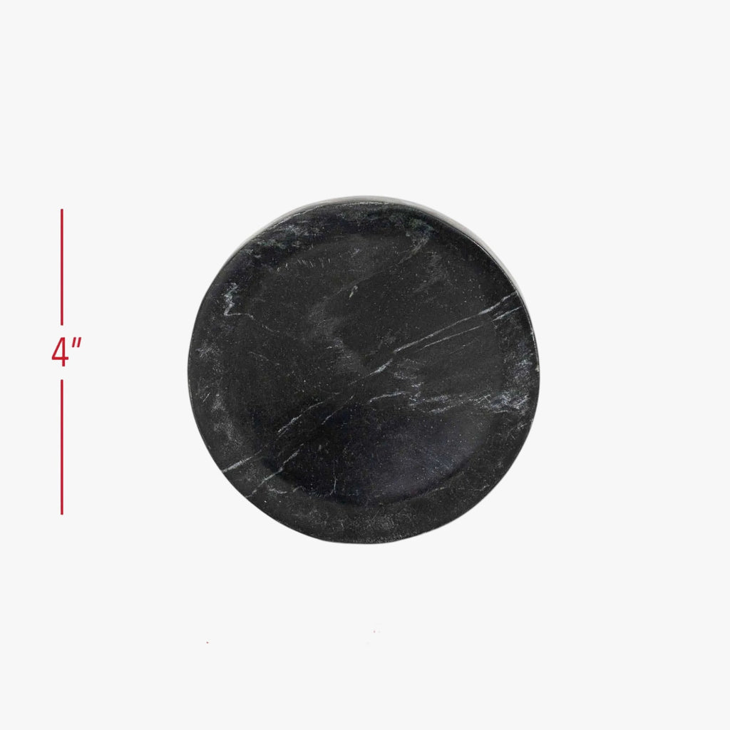 Black marble spoon rest with dimensions on a white background