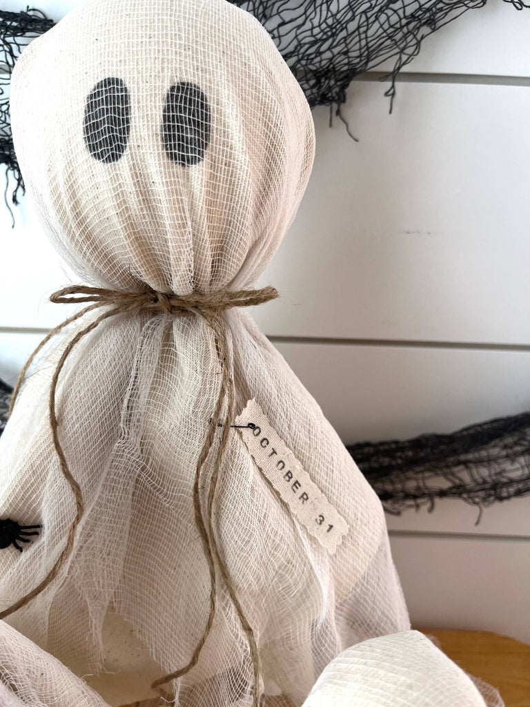 Ghost Statue  Halloween Home Decorations