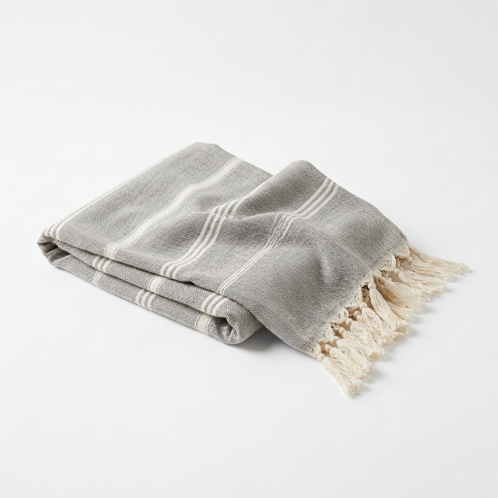 Blankets & Throw Pillows
