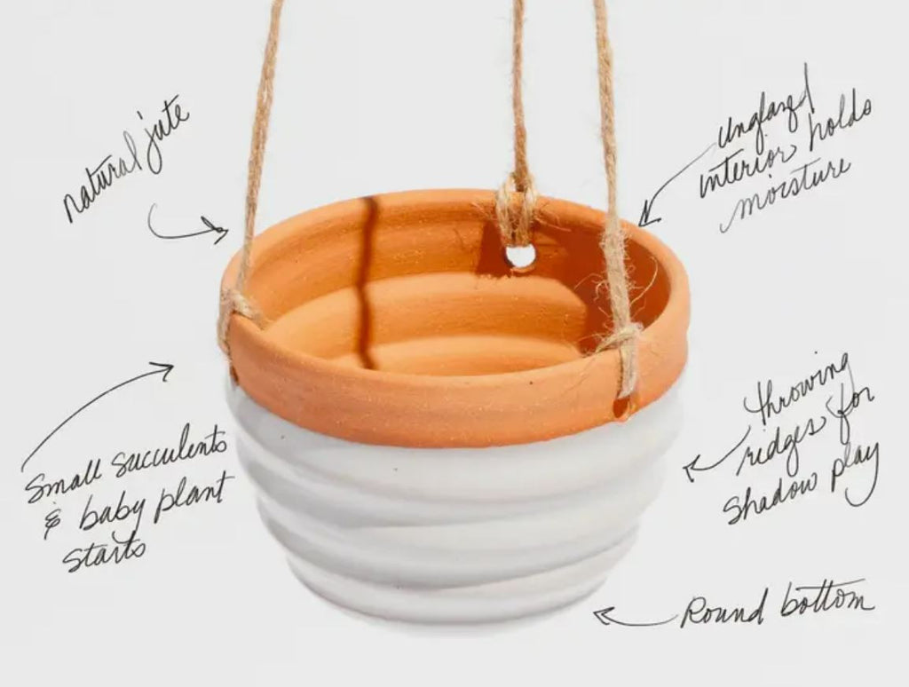 Small Hanging Planter White Details