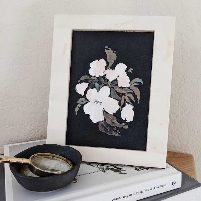 neutral photo frame in living room