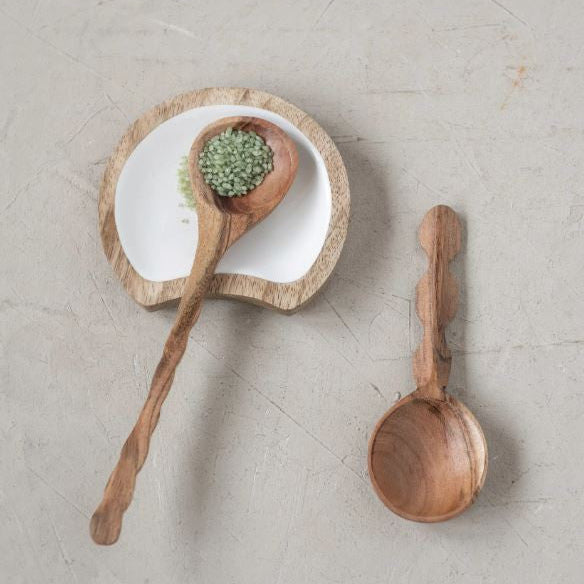 wood spoon rest in kitchen